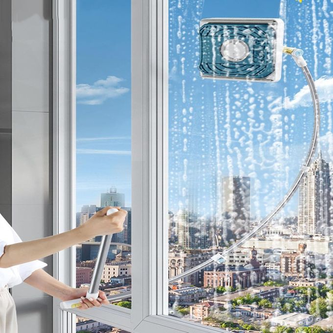 Brosse télescopique améliorée pour laver les vitres